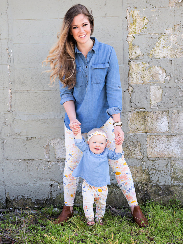 Mom and daughter in matching outfit 
