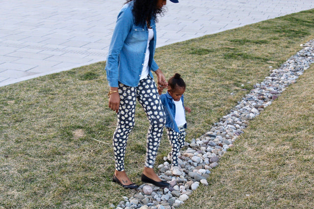 matching mommy and me daisy leggings